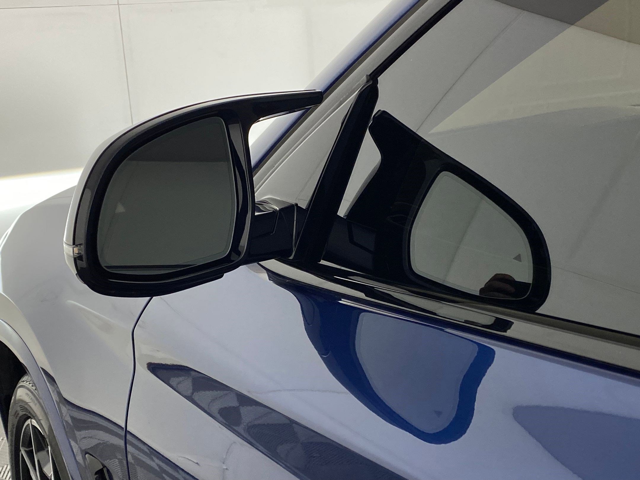 Certified 2024 BMW X4 M40i w/ Premium Package image 23