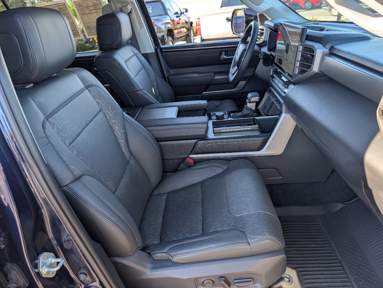 Used 2024 Toyota Sequoia SR5 image 9