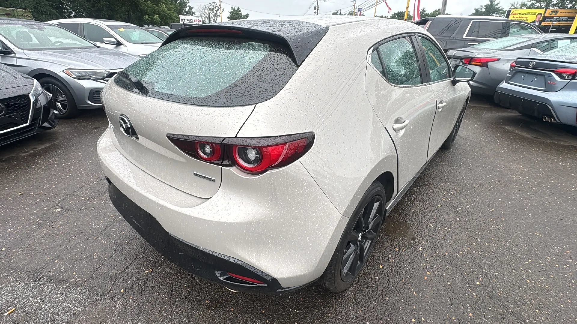 Used 2024 MAZDA MAZDA3 s FWD image 5