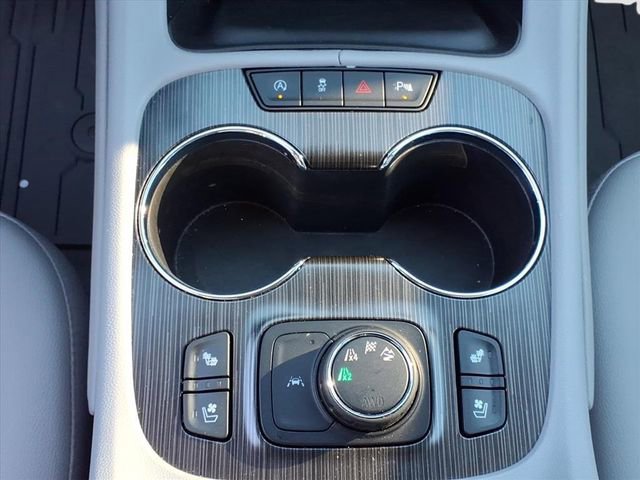 Used 2023 GMC Acadia SLT w/ Preferred Package image 15