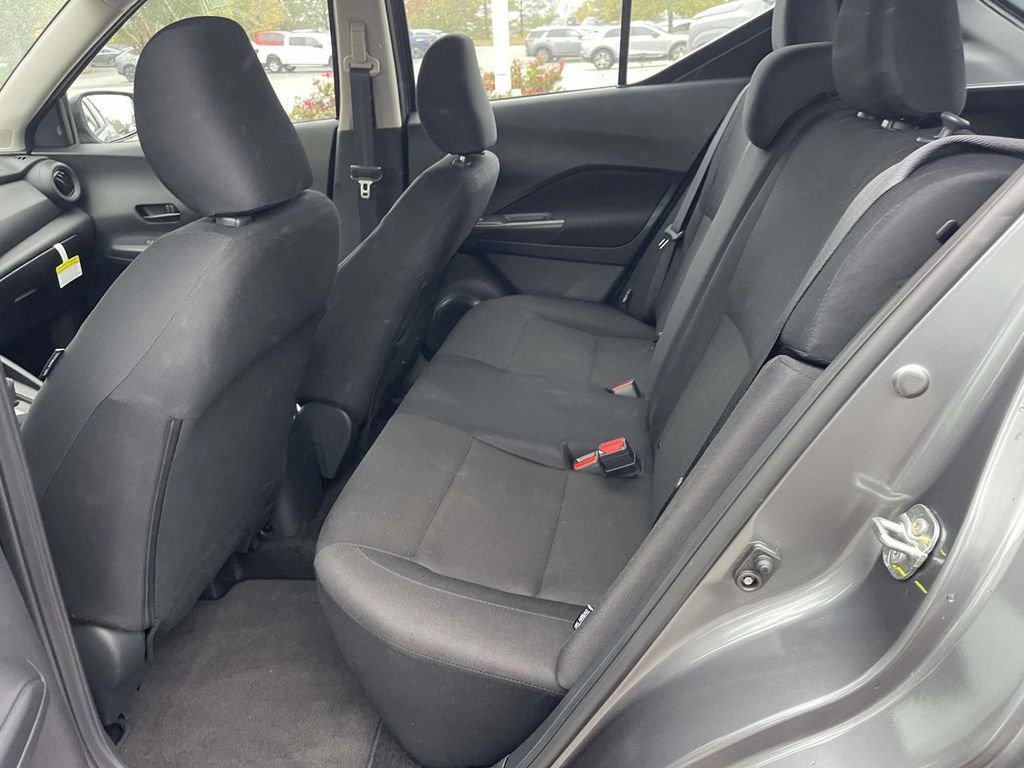 Used 2025 Nissan Kicks Play S image 11