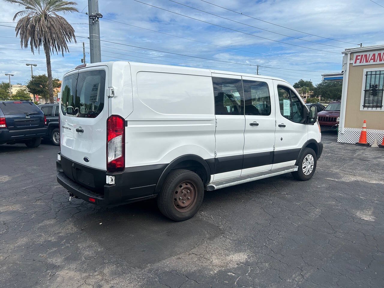 Used 2018 Ford Transit 250 130 Low Roof w/ Exterior Upgrade Package RWD image 6