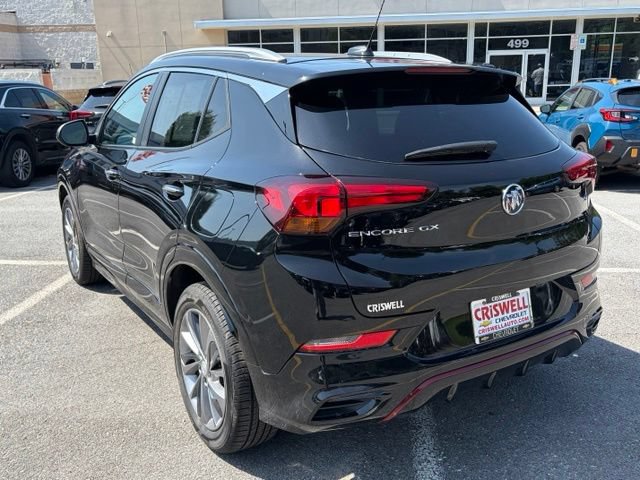 Used 2023 Buick Encore GX Select w/ Sport Touring Package FWD image 5