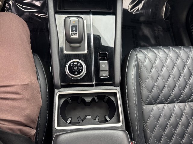 Used 2023 Mitsubishi Outlander SEL Black Edition image 15