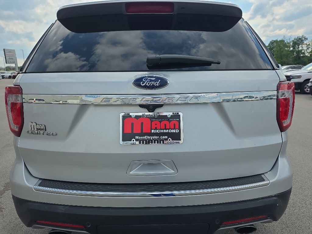 Used 2019 Ford Explorer Limited w/ Class III Trailer Tow Package FWD image 6