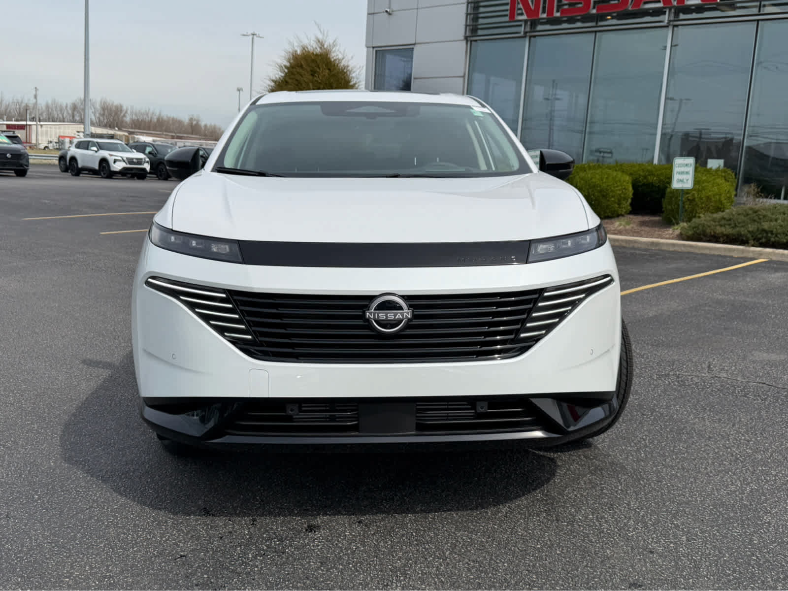 New 2026 Nissan Murano Platinum w/ Cargo Package AWD/4WD image 2