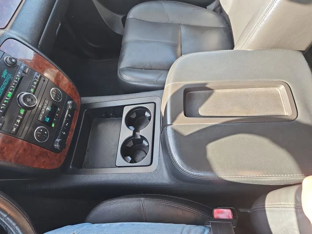 Used 2013 Chevrolet Avalanche LT w/ All-Star Edition image 54