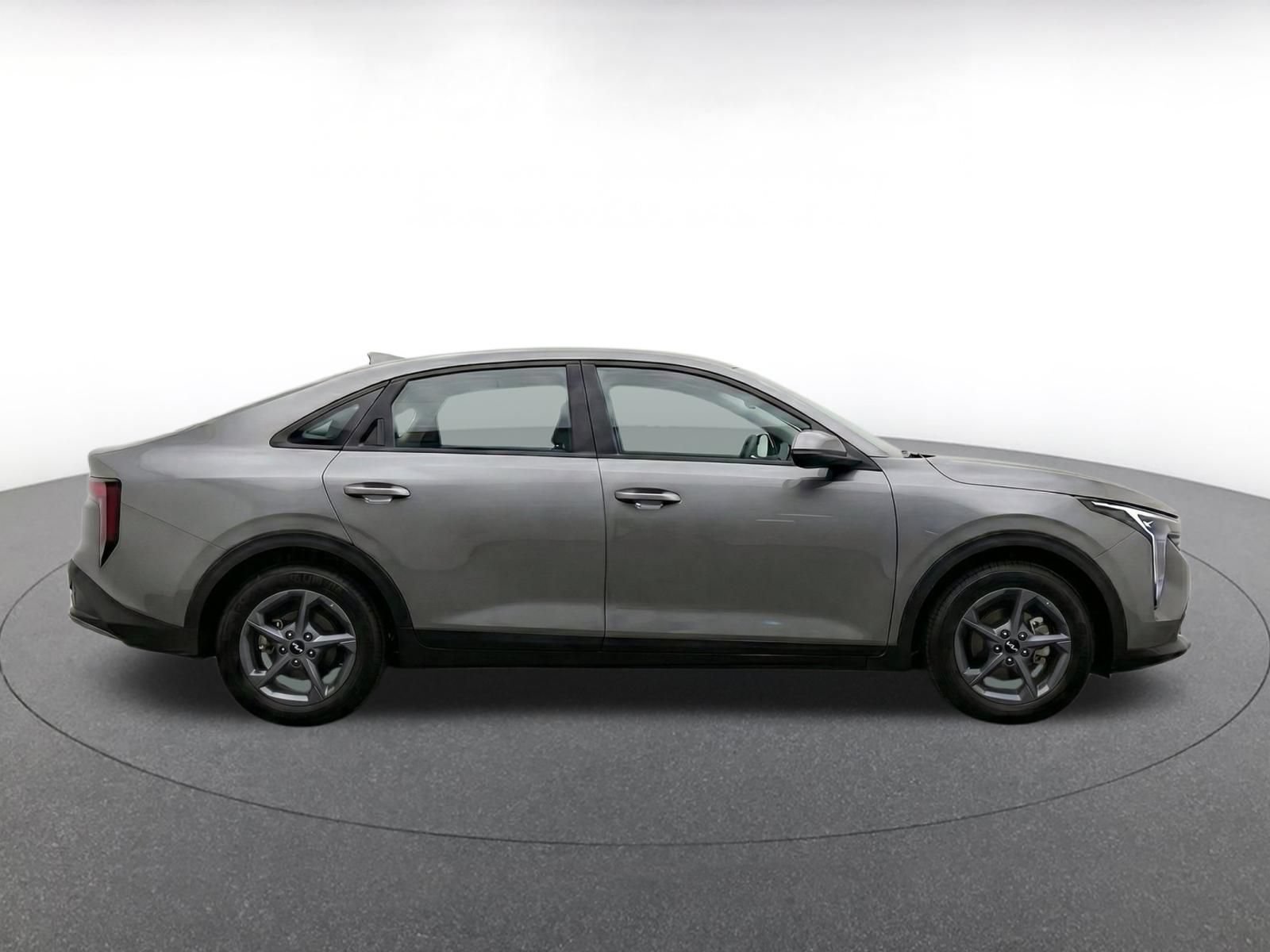 Used 2025 Kia K4 FWD image 10