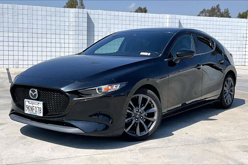 Used 2019 MAZDA MAZDA3 AWD Hatchback w/ Preferred Pkg image 2