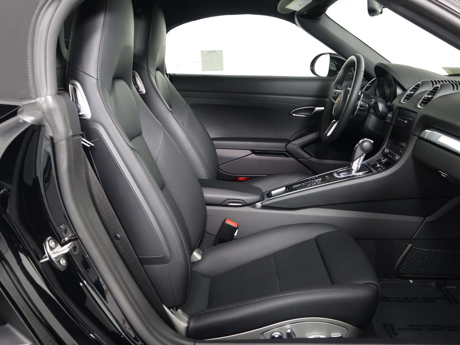 Certified 2023 Porsche 718 Boxster RWD image 26