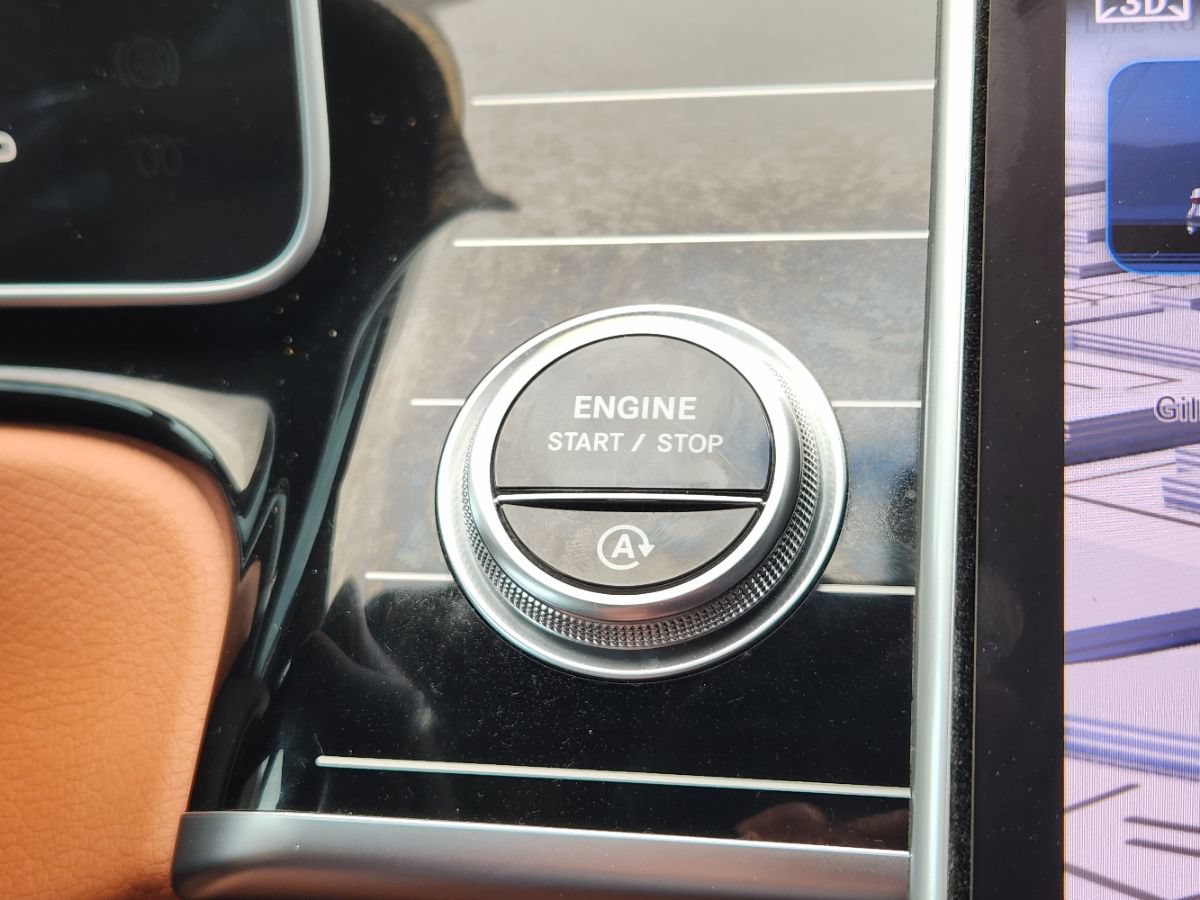 Used 2024 Mercedes-Benz S 580 4MATIC Sedan image 40