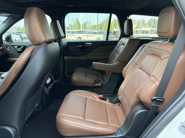 Certified 2023 Lincoln Aviator Reserve w/ Equipment Group 201A RWD image 17