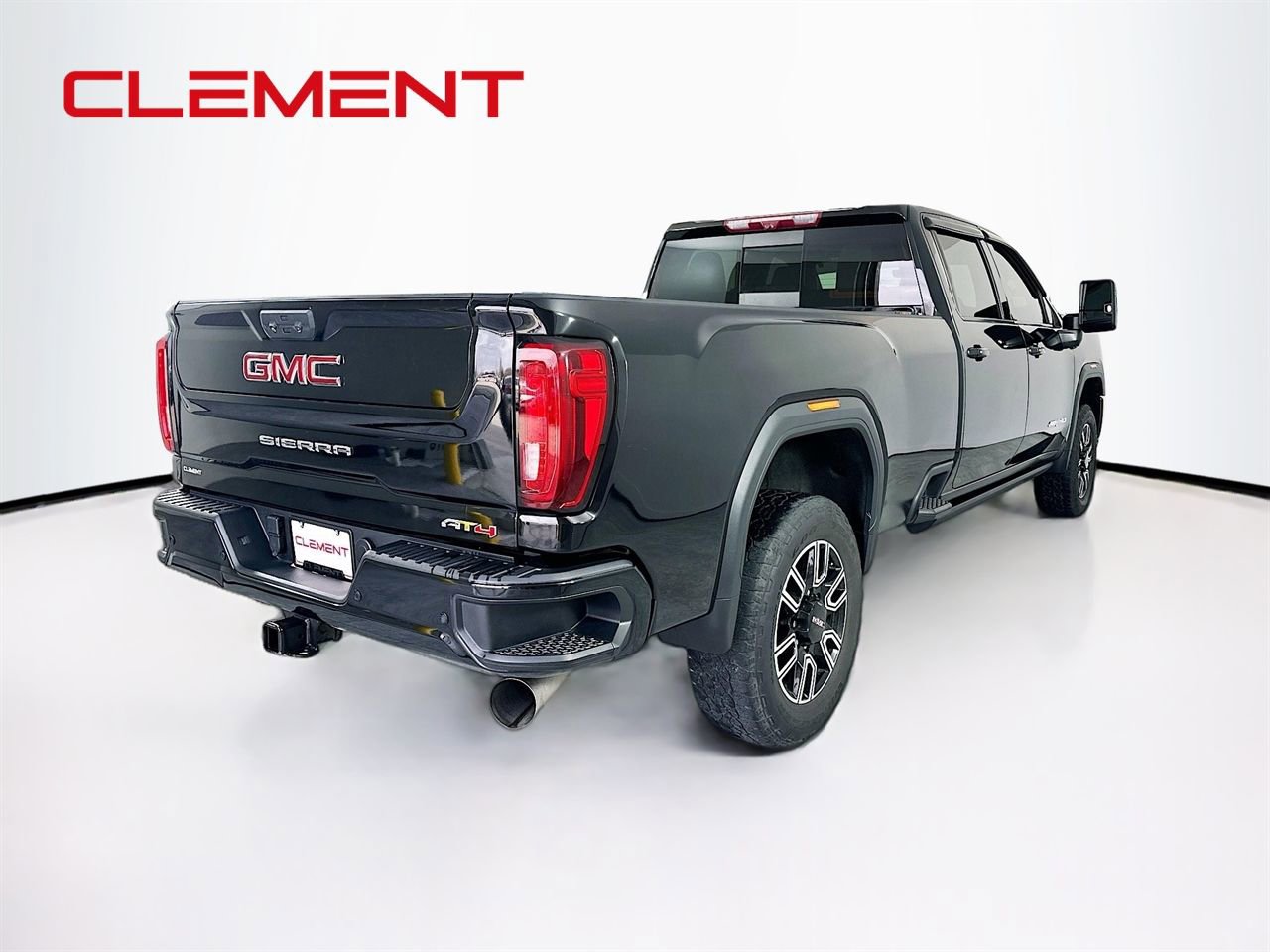 Used 2021 GMC Sierra 3500 AT4 w/ AT4 Premium Plus Package image 6