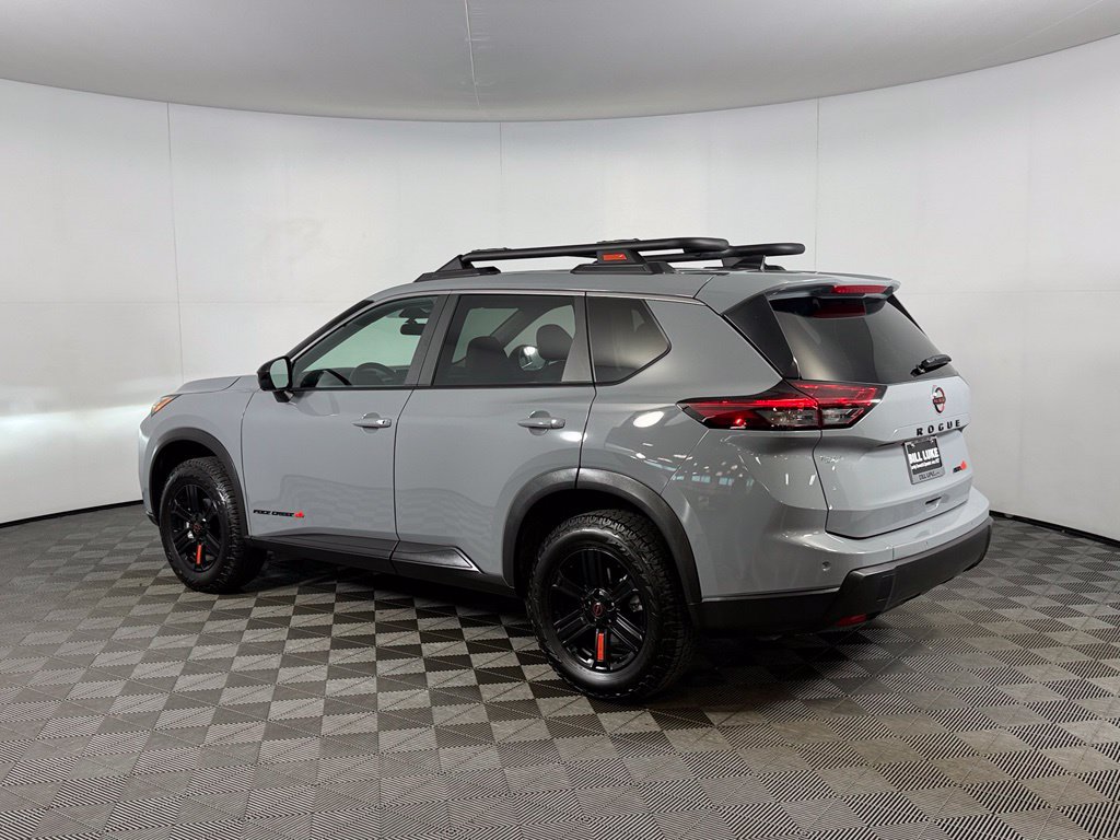Used 2026 Nissan Rogue SV AWD/4WD image 8