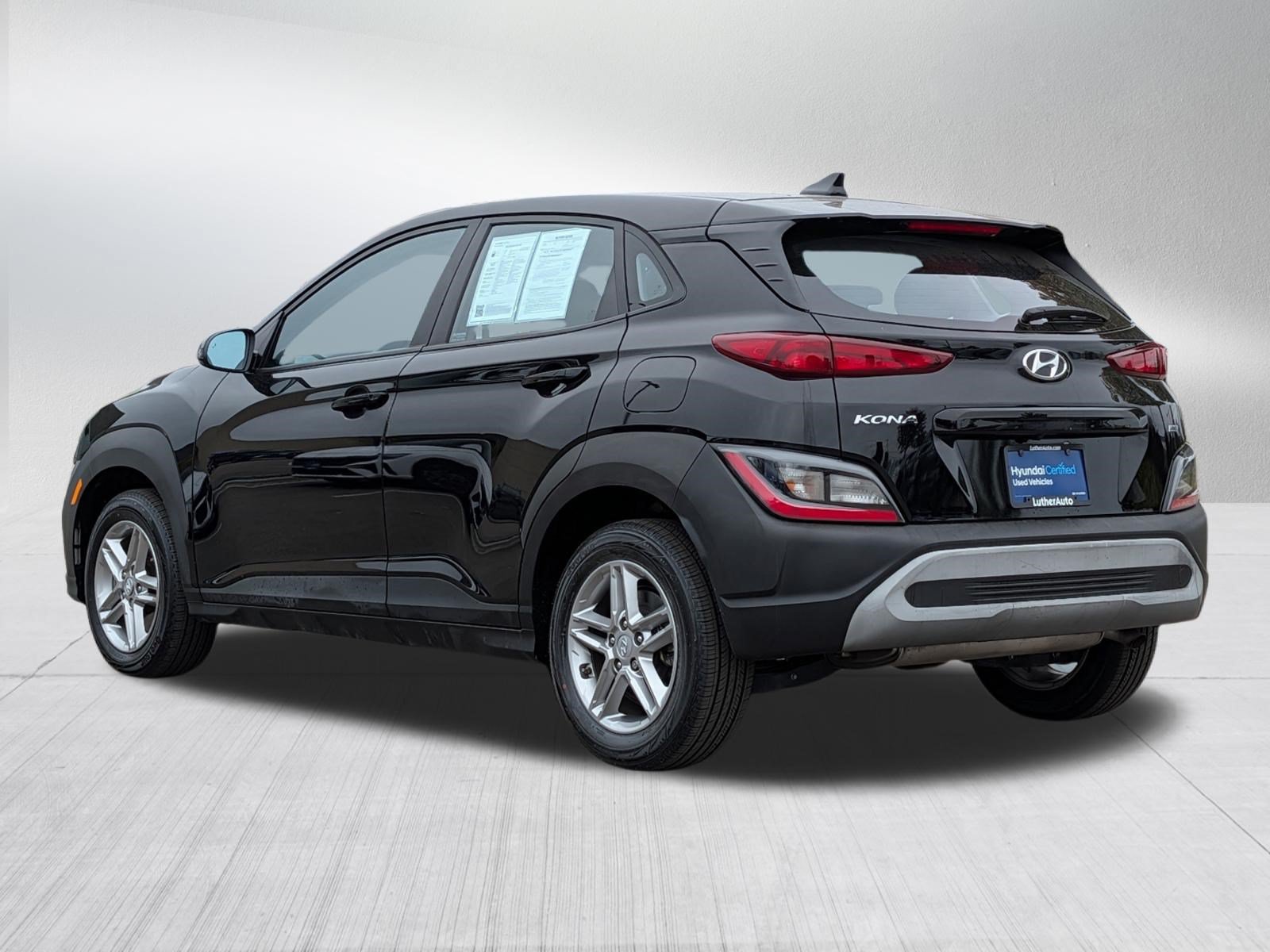 Certified 2023 Hyundai Kona SE w/ Cargo Package AWD/4WD image 5
