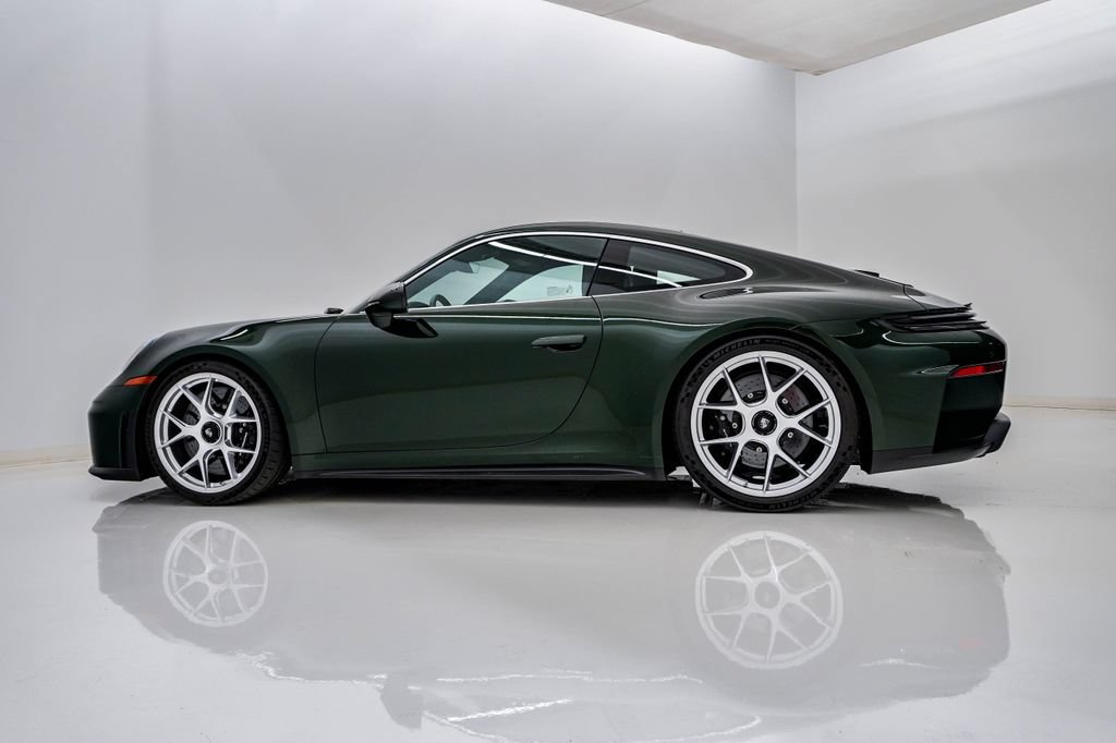 Certified 2026 Porsche 911 GT3 RWD image 2