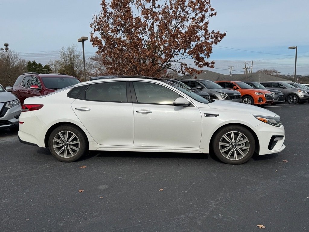 Certified 2020 Kia Optima Premium image 2