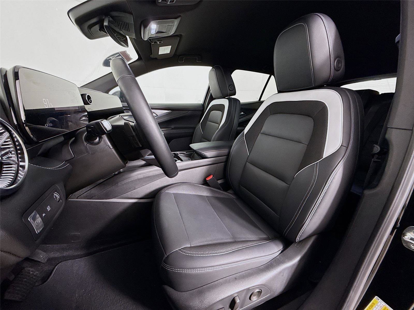 Used 2024 Chevrolet Blazer EV LT image 21