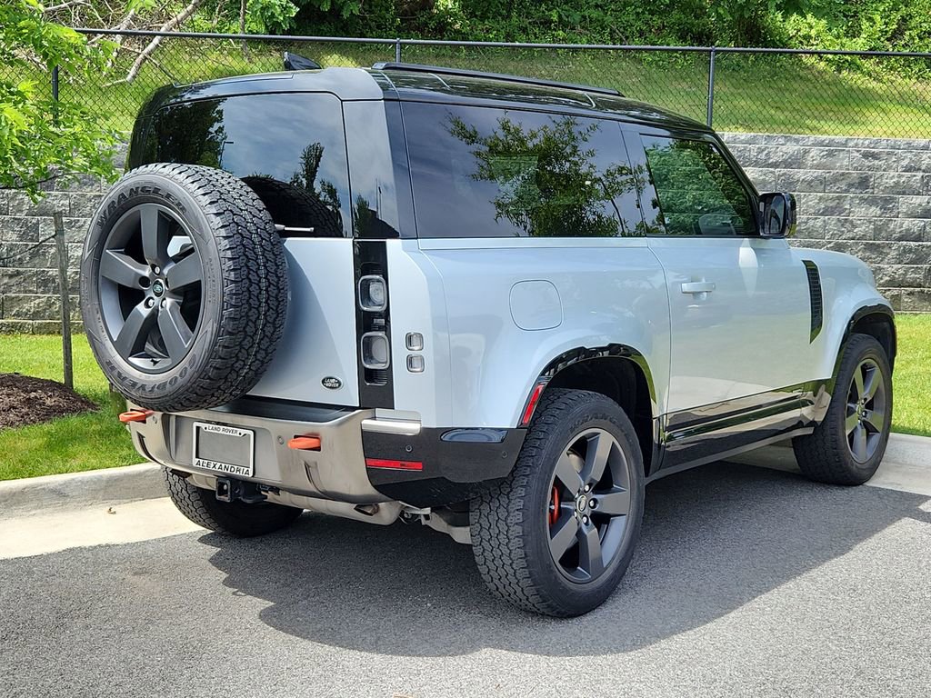Used 2021 Land Rover Defender 90 X AWD/4WD image 2