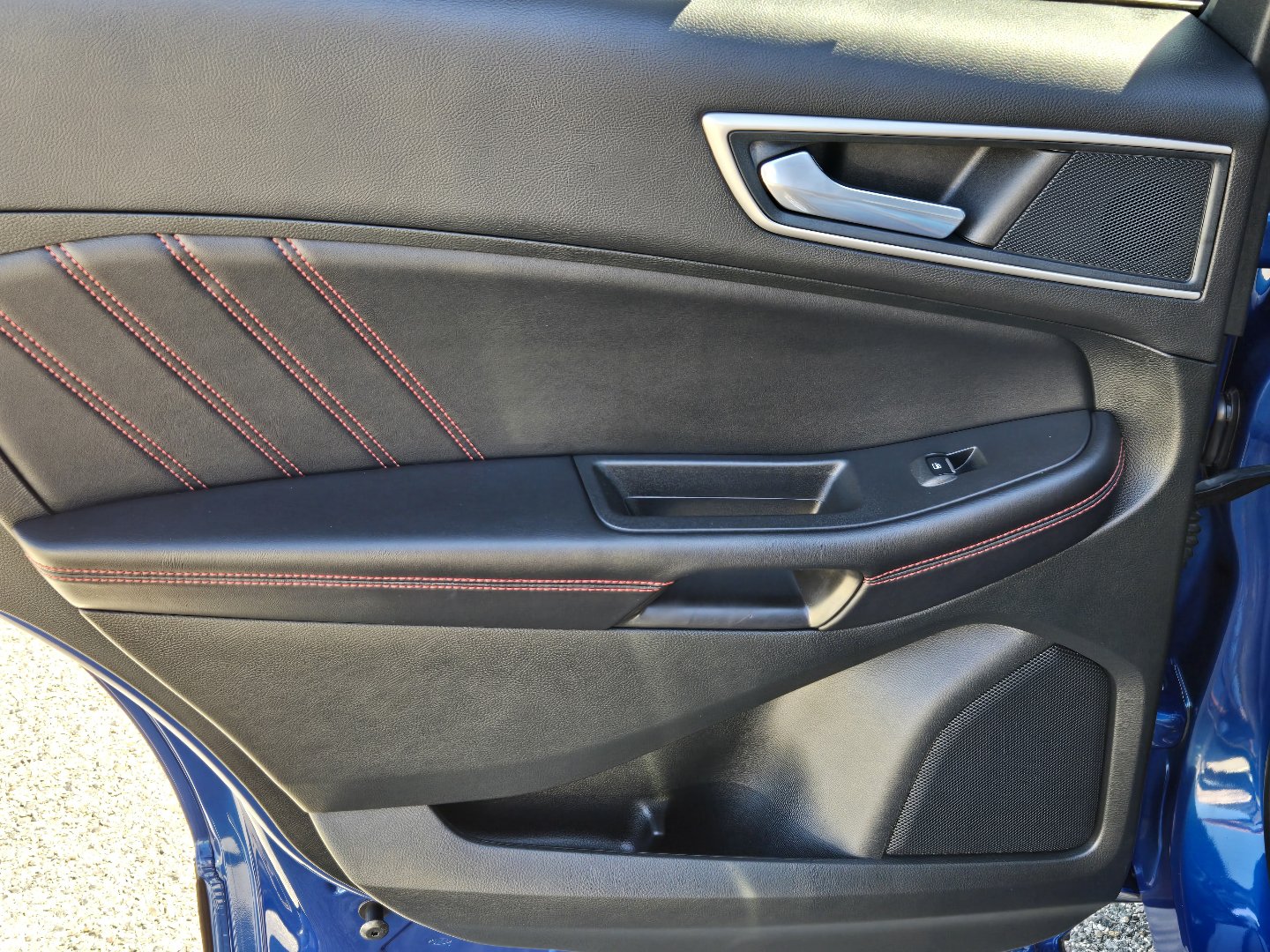 Used 2023 Ford Edge ST-Line AWD/4WD image 38