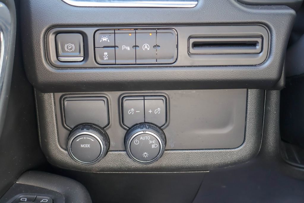 Used 2024 Chevrolet Tahoe Premier image 18