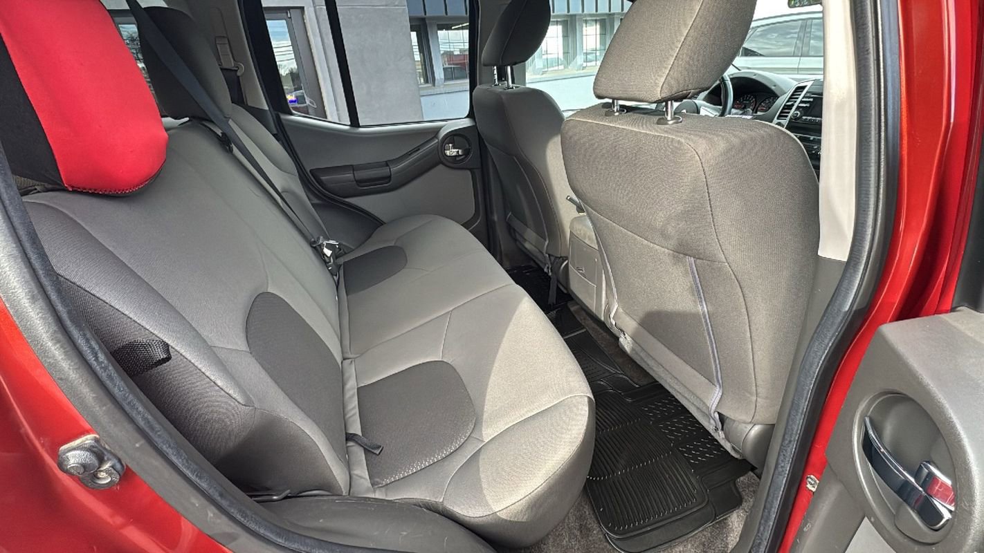 Used 2013 Nissan Xterra S image 16