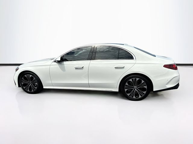 Used 2025 Mercedes-Benz E 450 4MATIC Sedan image 4