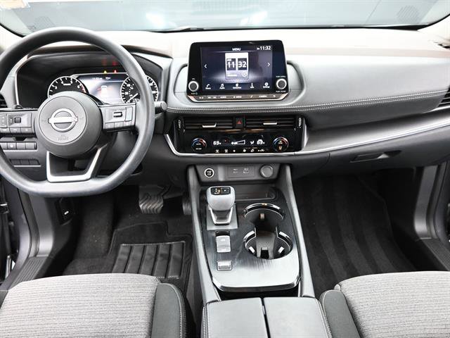 Used 2023 Nissan Rogue SV image 12