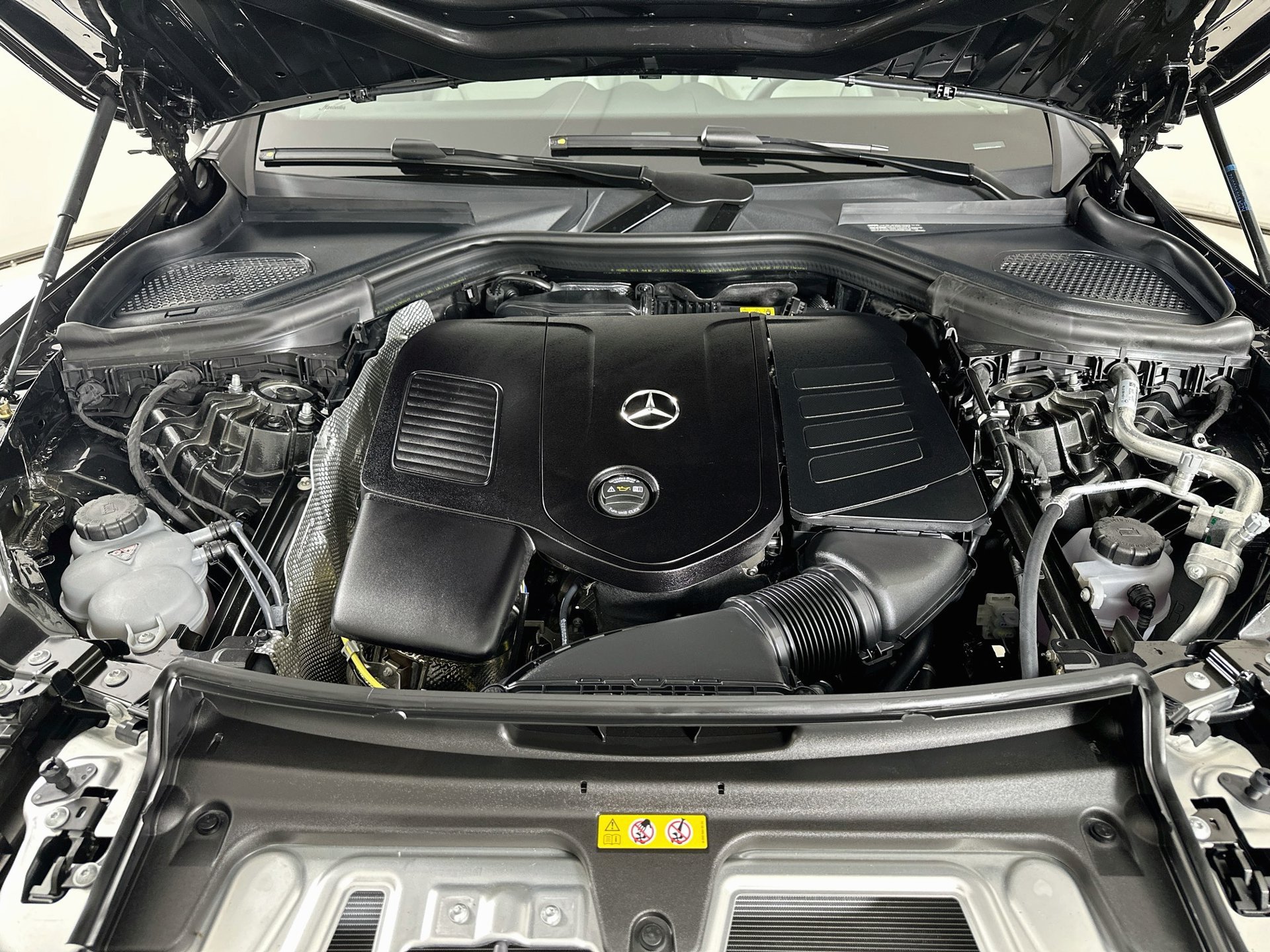 New 2027 Mercedes-Benz GLC 300 4MATIC image 33