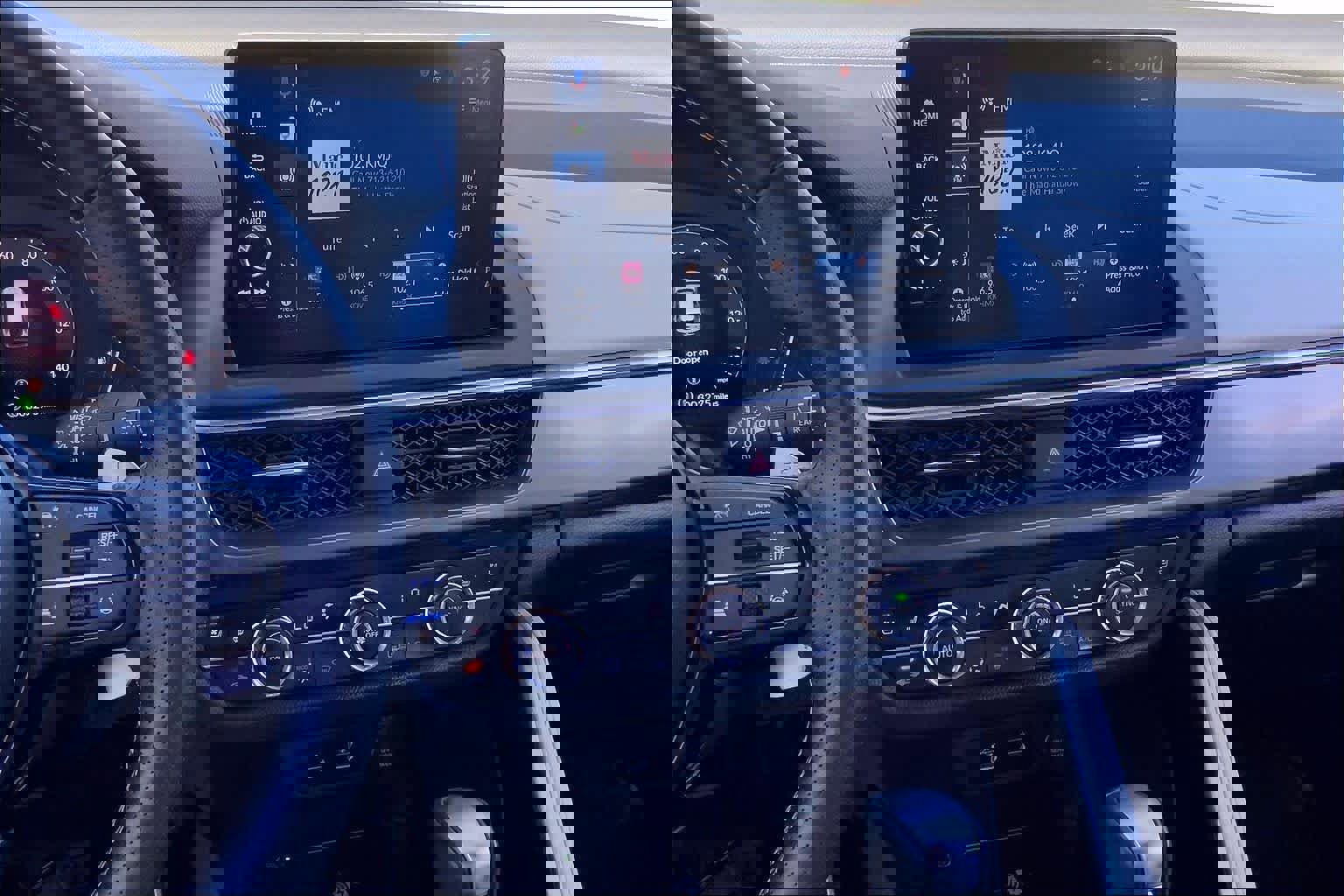 Used 2025 Acura ADX A-Spec image 7