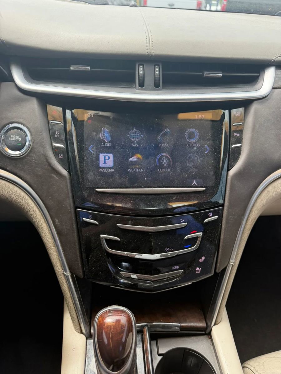 Used 2013 Cadillac XTS Platinum w/ Driver Assist Package FWD image 17