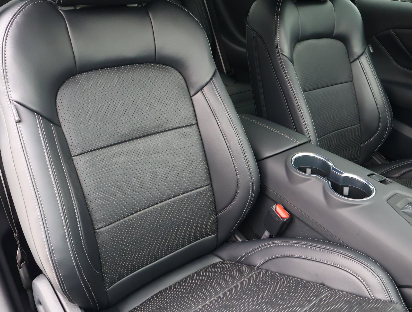 Used 2024 Ford Mustang GT Premium image 15