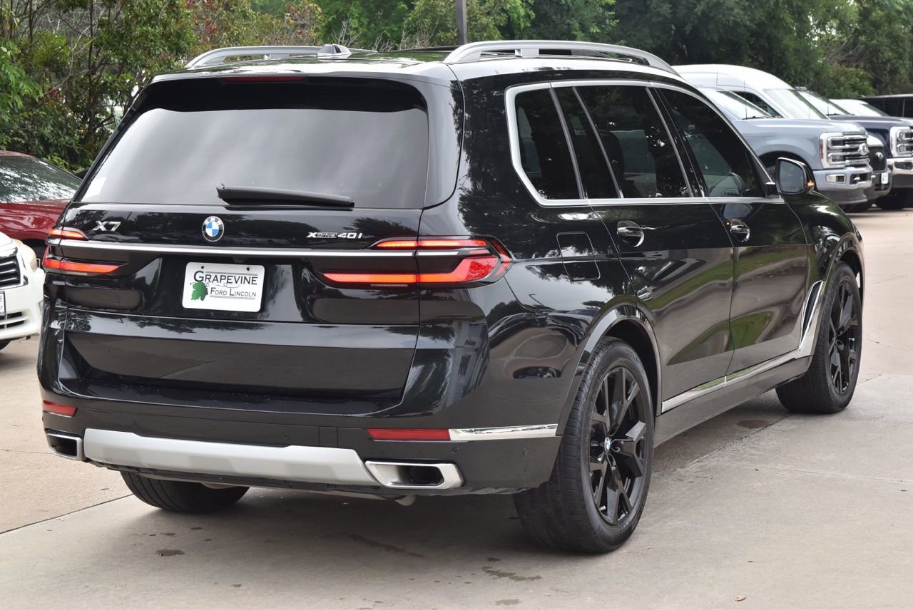 Used 2025 BMW X7 xDrive40i w/ Premium Package AWD/4WD image 8