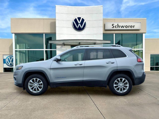 Used 2019 Jeep Cherokee Latitude w/ Popular Appearance Group AWD/4WD image 1