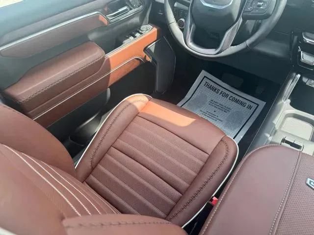 New 2026 GMC Sierra 2500 Denali Ultimate w/ LPO, Black Badging Package AWD/4WD image 23