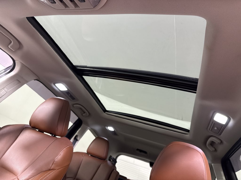 Used 2019 Subaru Ascent Touring w/ Popular Package #3 AWD/4WD image 23