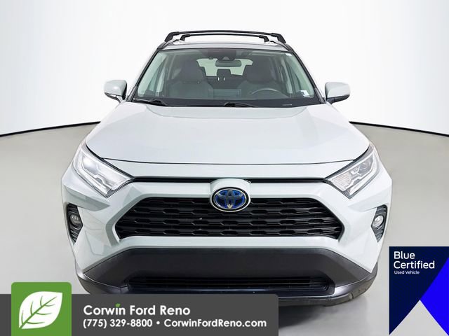 Used 2021 Toyota RAV4 XLE w/ Convenience Package image 2