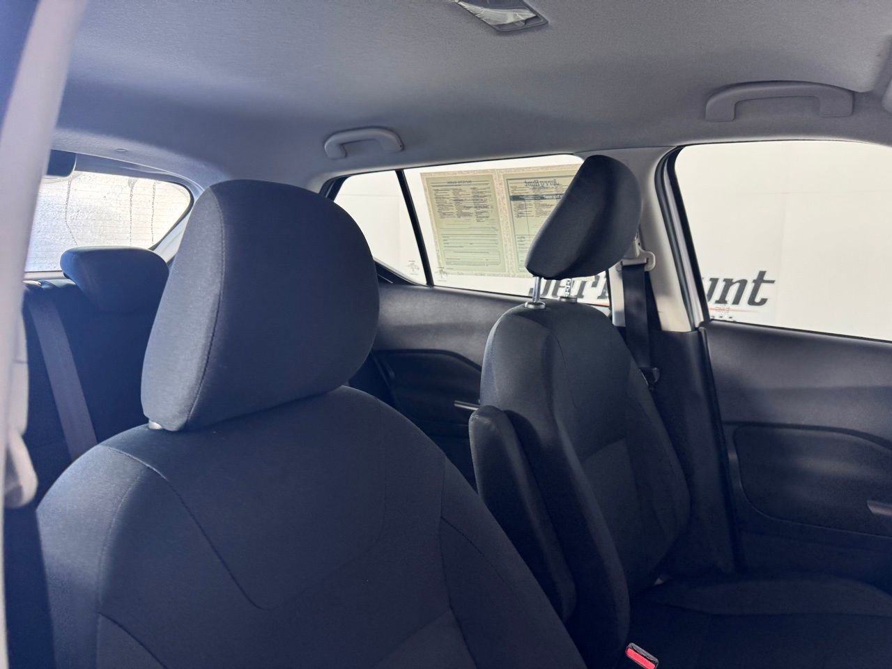 Used 2024 Nissan Kicks S image 28