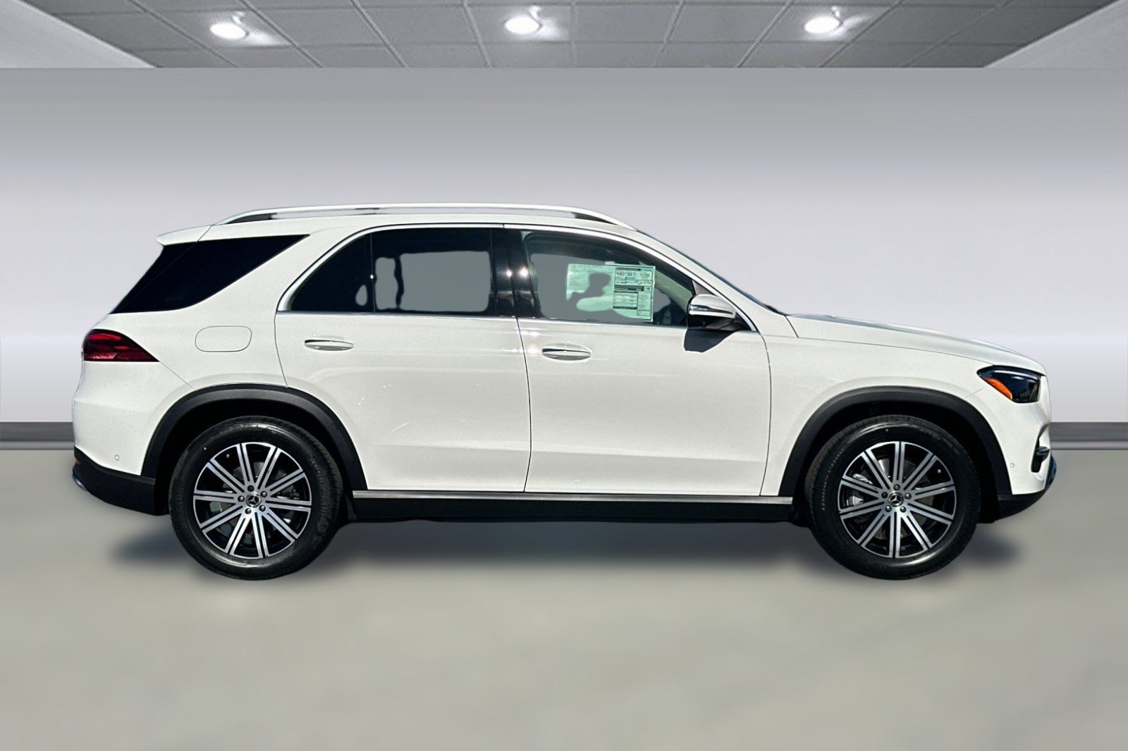 Used 2026 Mercedes-Benz GLE 450e 4MATIC image 8