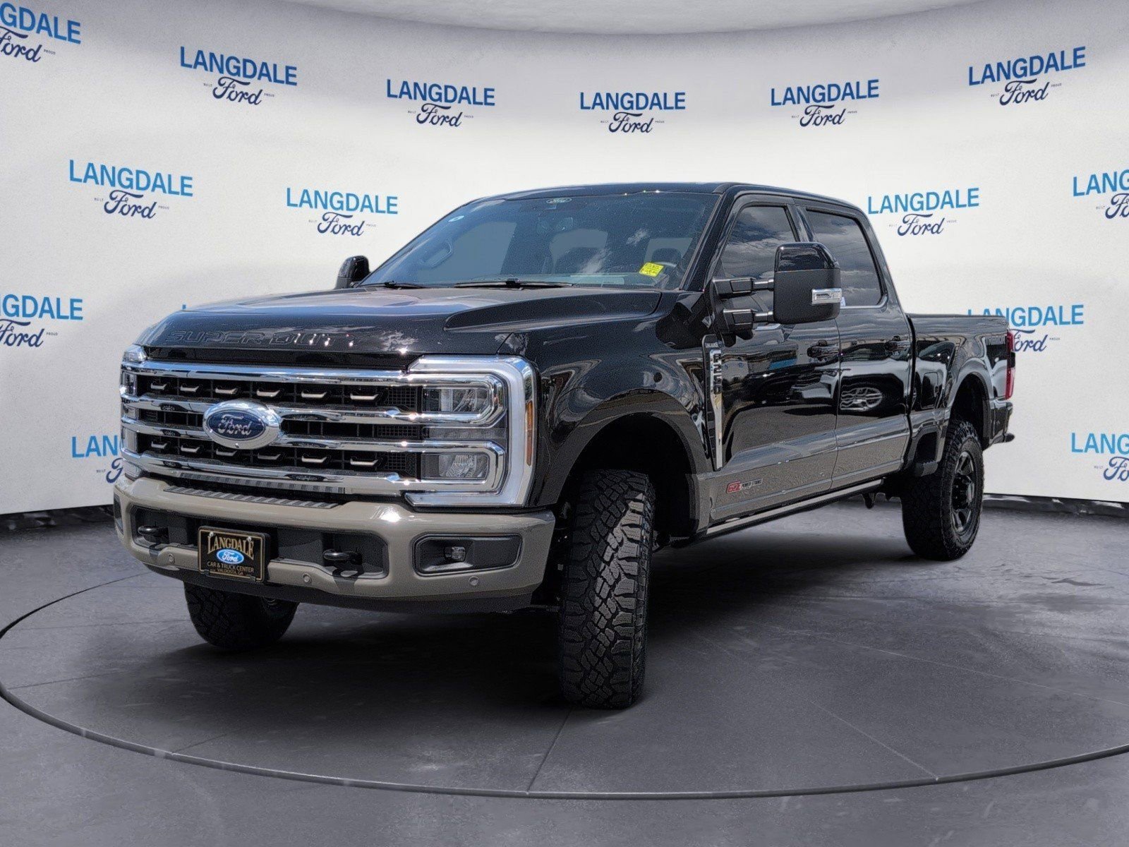 New 2026 Ford F250 4x4 Crew Cab Super Duty image 11