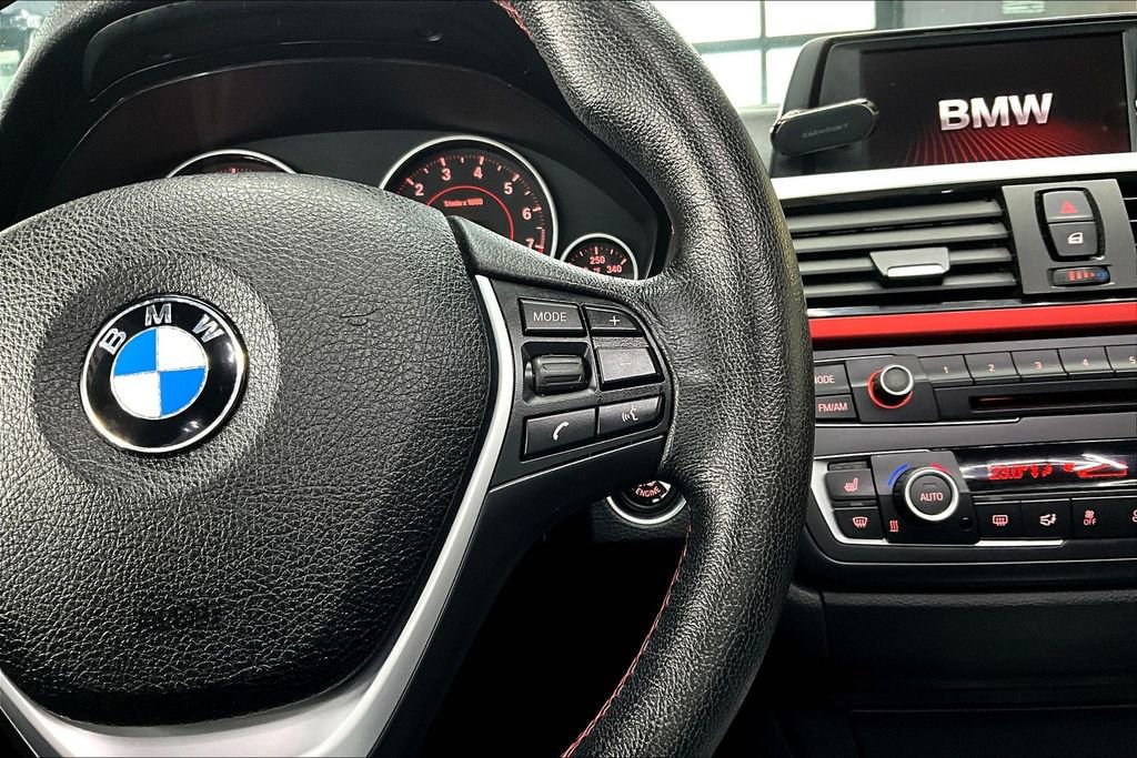 Used 2013 BMW 328i xDrive Sedan AWD/4WD image 11