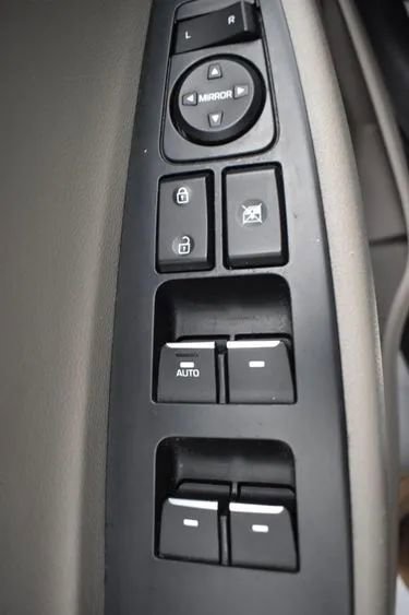 Used 2019 Hyundai Tucson Ultimate w/ Cargo Package image 22