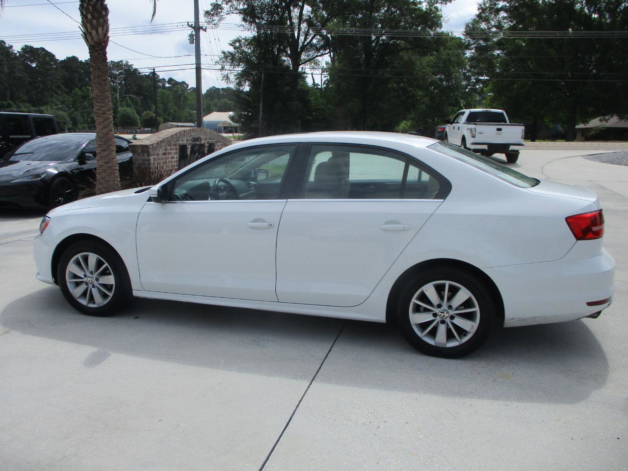 Used 2015 Volkswagen Jetta SE FWD image 7