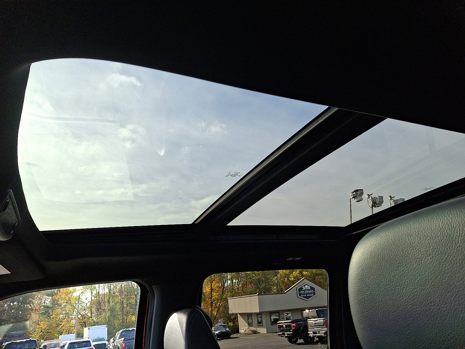 Used 2022 Ford F250 Lariat w/ Black Appearance Package image 21