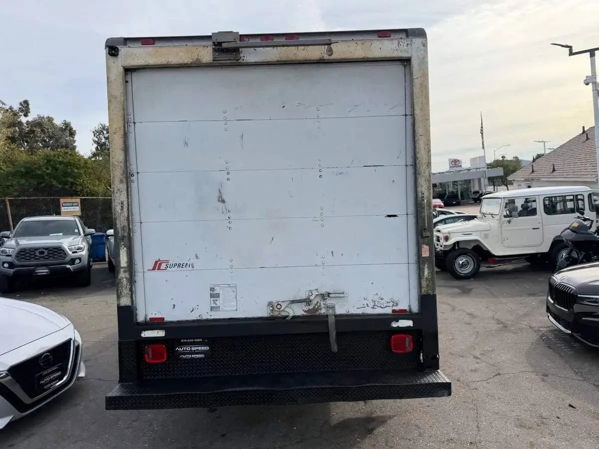 Used 1995 Chevrolet G30 RWD image 6