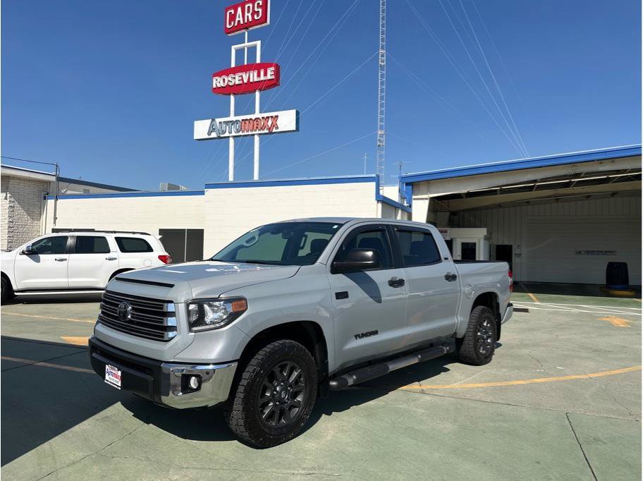 Used 2021 Toyota Tundra SR5 w/ Trail Edition AWD/4WD image 15