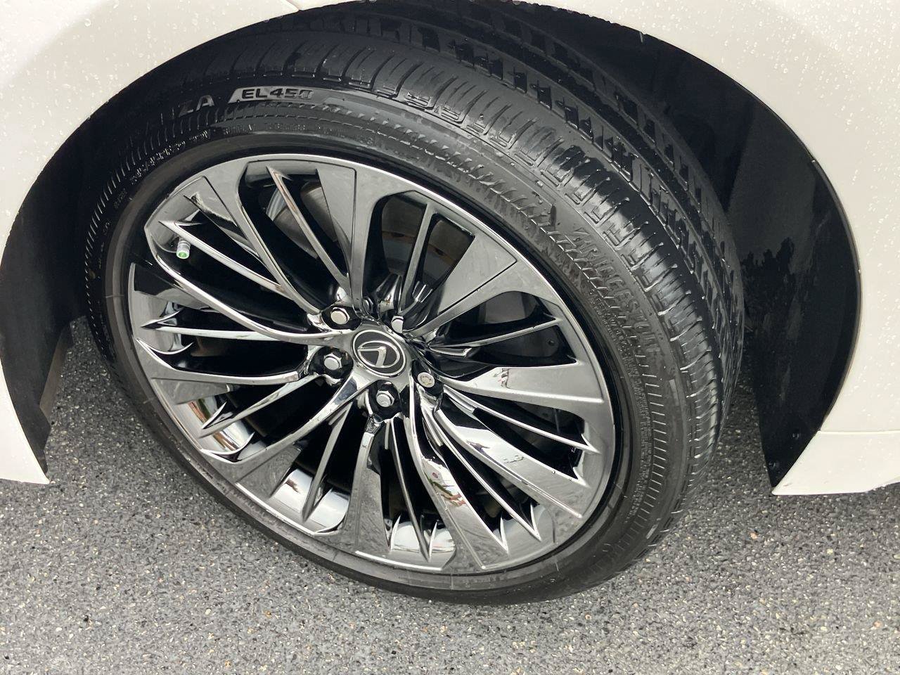 Used 2018 Lexus LS 500h w/ Luxury Package RWD image 9