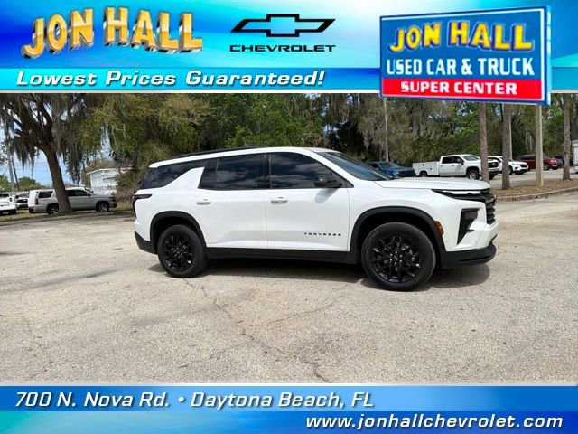 Used 2024 Chevrolet Traverse LT w/ Enhanced Driving Package image 13