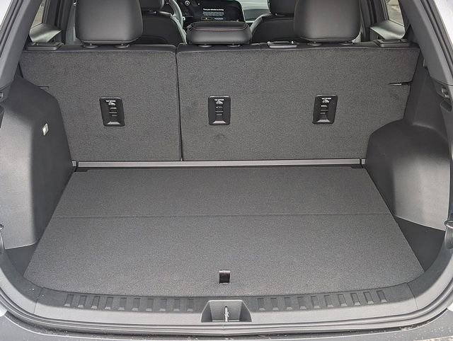 New 2026 Chevrolet Equinox RS w/ Safety and Technology Package FWD image 8