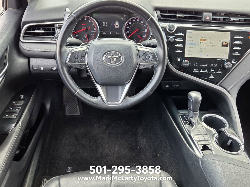 Used 2019 Toyota Camry XSE FWD image 11
